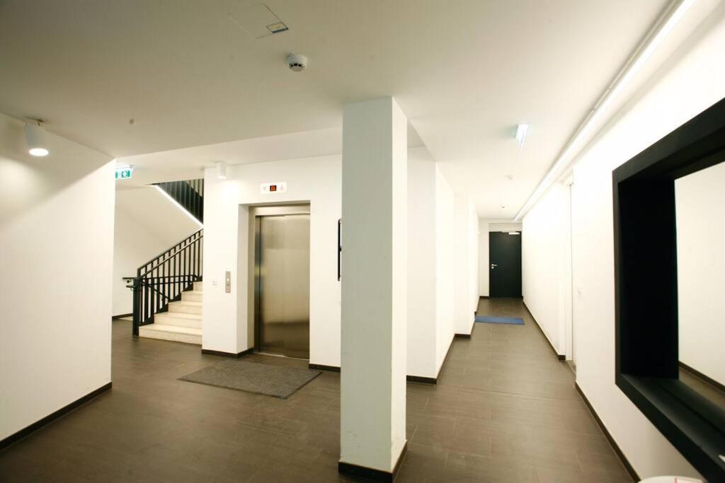 Top Central Apartment On Karlsplatz Вена Экстерьер фото